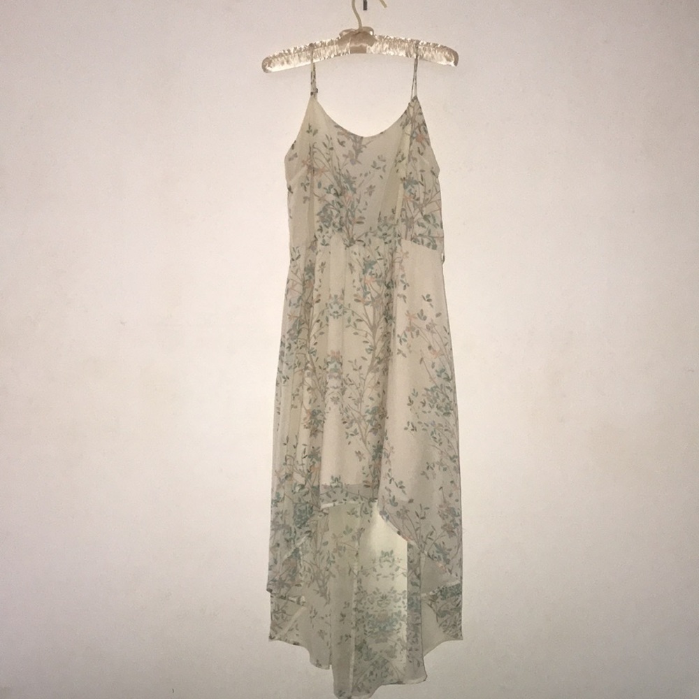 Forever 21 Women’s Size M Flower Dress